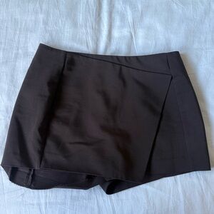 Express Women's Black Skort | Size 2